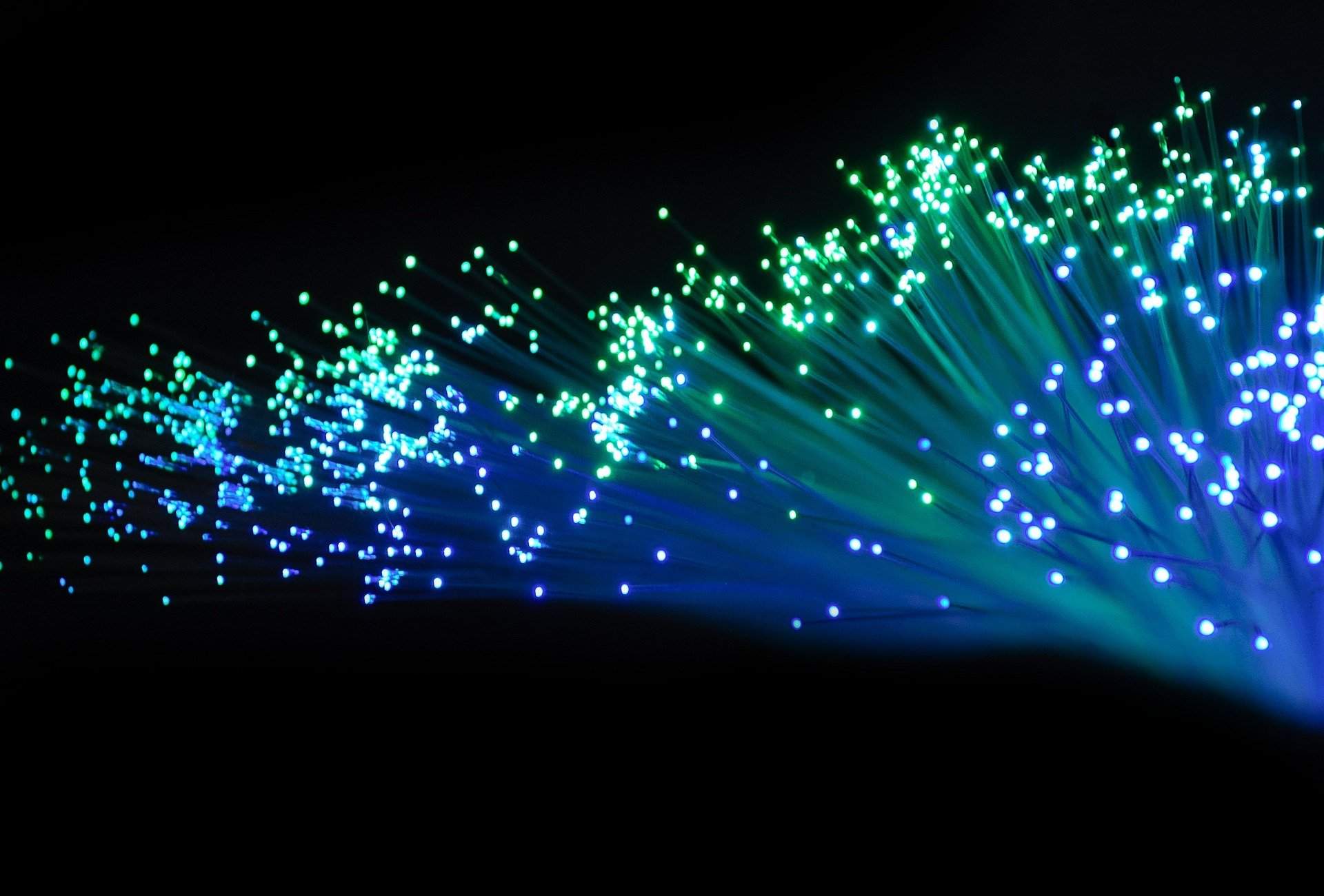 grafika usługi spawania światłowodów i budowy sieci swiatłowodowych